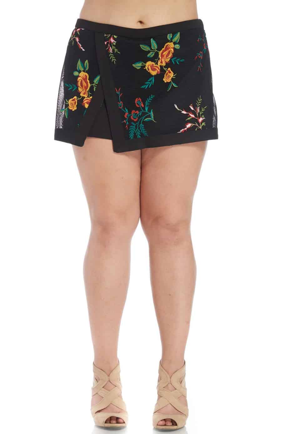Start the Summer in Style with Xehar Curvy - Plus Size Asymmetric Wrap Shorts
