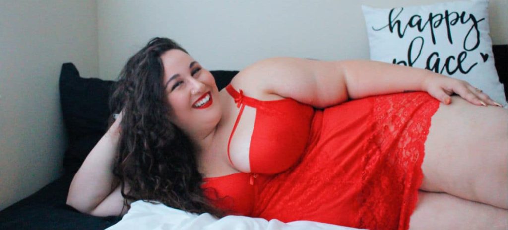 Plus size red lingerie