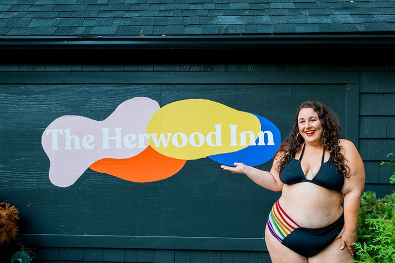 Best Hotel in Woodstock - The Herwood Inn - LGBT Travel